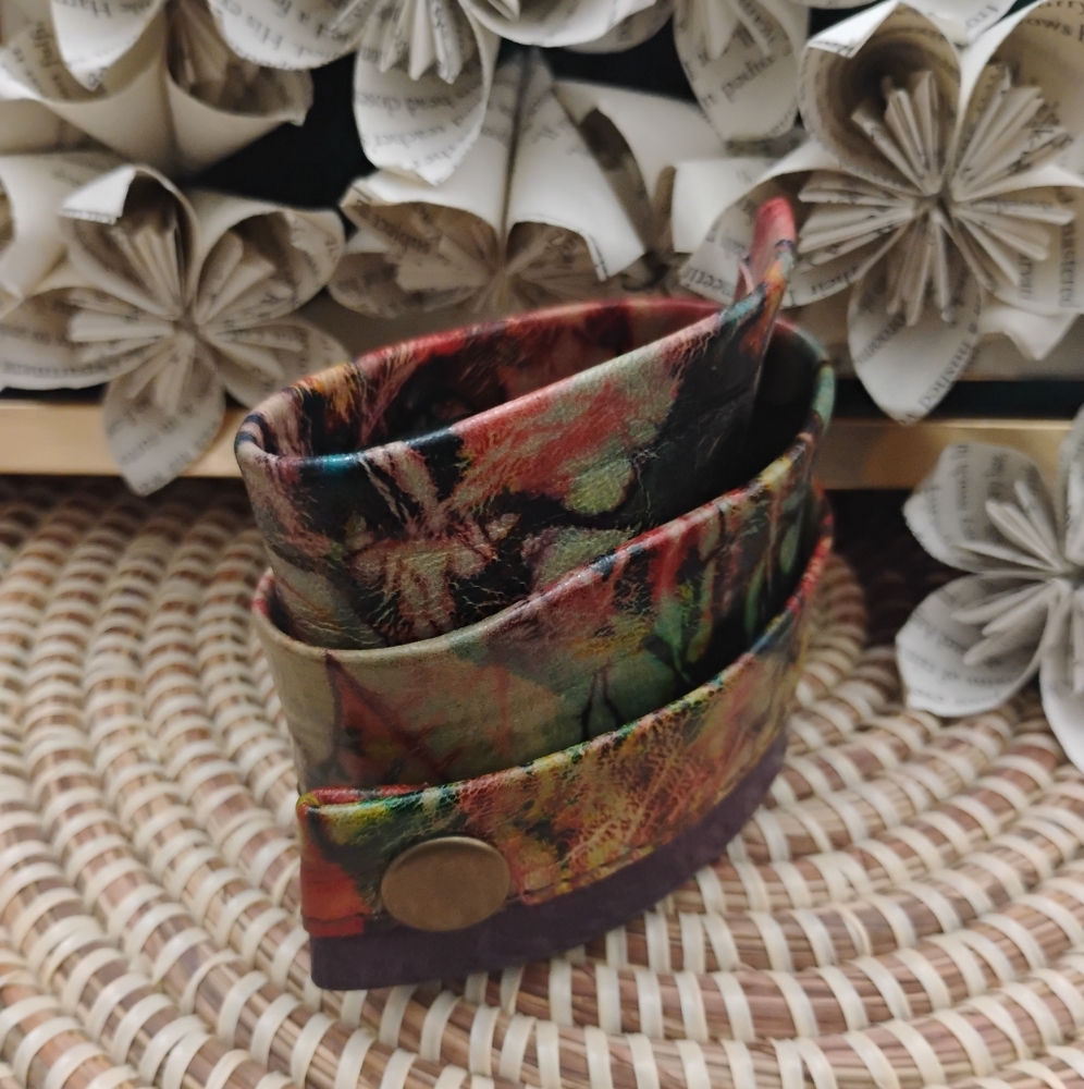 Colorful Abstract Print Leather Cuff Bracelet Purple Multicolor NEW - Picture 7 of 13